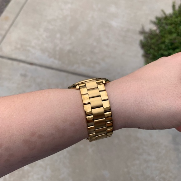 Micheal kors watch - Picture 2 of 3